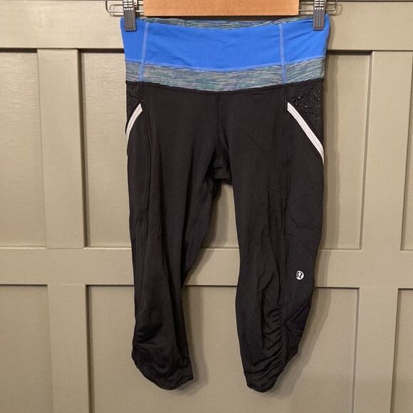 LULULEMON Run A Marathon Crop Pants Running Tights Leggings Size 4 - Picture 1 of 9